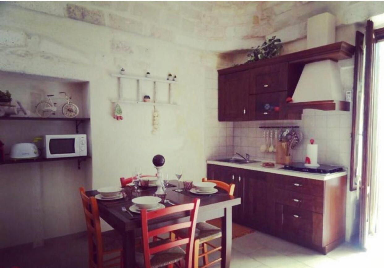 Casetta “Arte Su Pietra” Ostuni Esterno foto